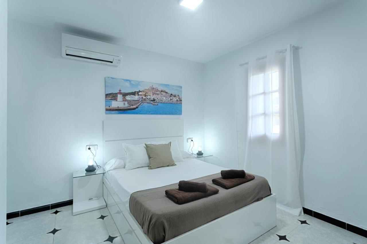 Villa Cana Simona Sant Jordi de ses Salines Exterior foto
