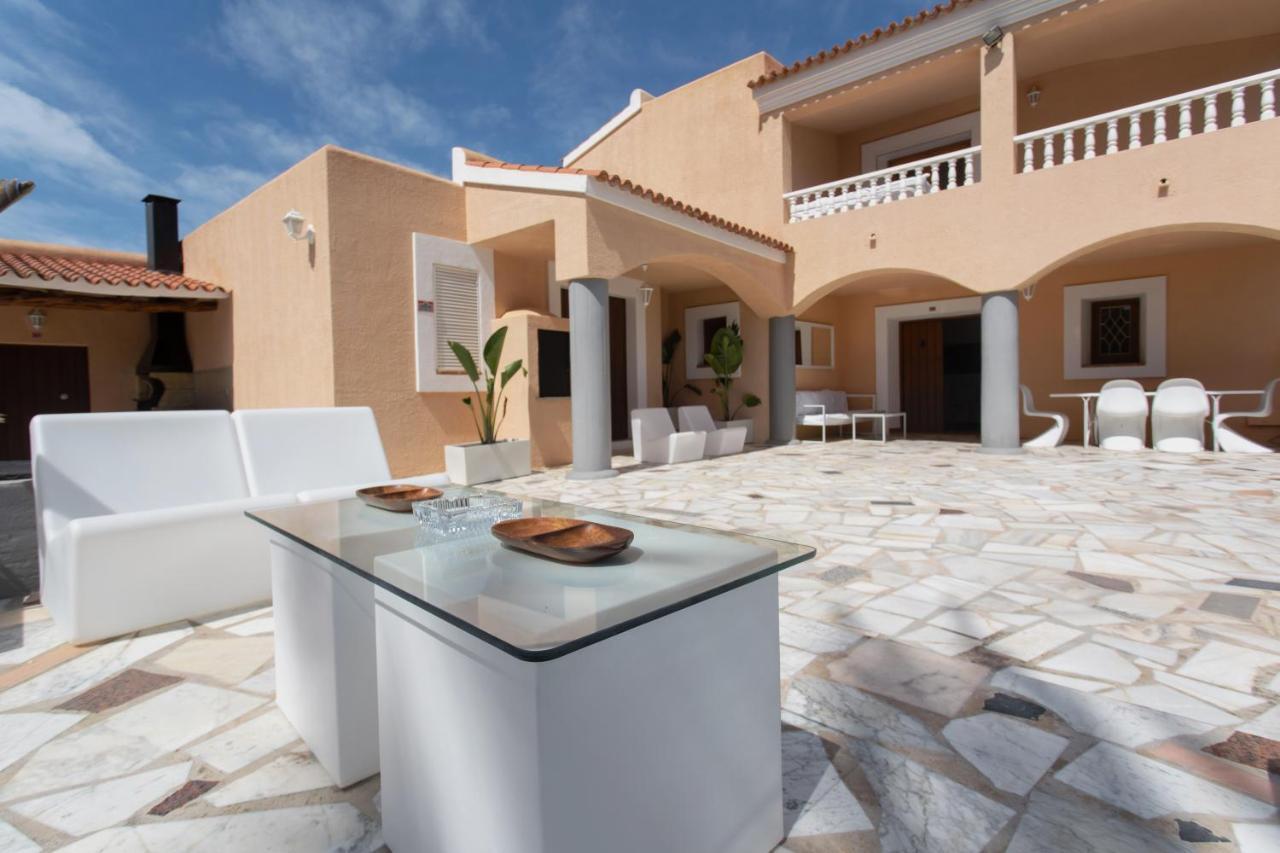 Villa Cana Simona Sant Jordi de ses Salines Exterior foto
